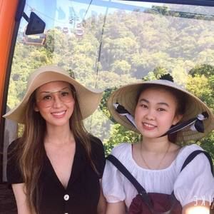 Meet your Posher, Mae